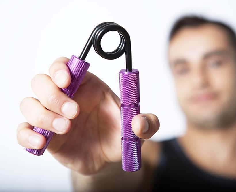 model with purple gripper